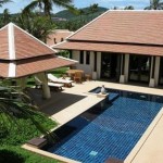 PPV22 - Pool & outside Resized 640x480